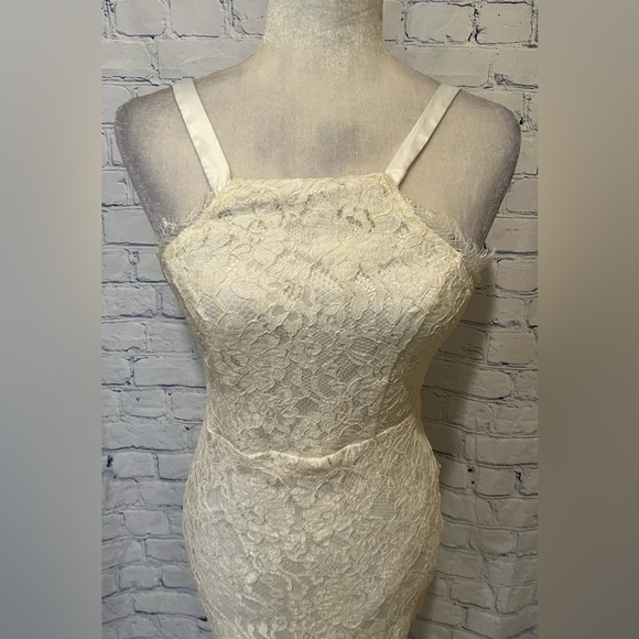 Lulu’s Wishful Wanderings white lace dress, satin ribbon tie - Women’s size S - Picture 3 of 8